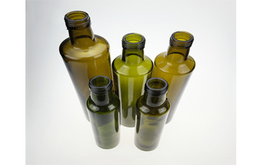 Why should Olive Oil be Packed in Dark Glass Bottles?