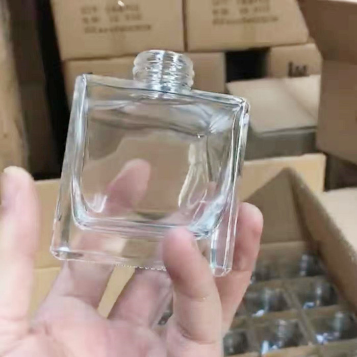 square glass perfume bottles with cap